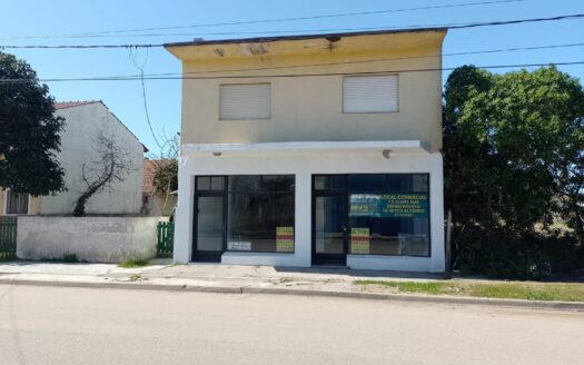 Local sobre calle 2 ante esquina 91, Mar del Tuyú