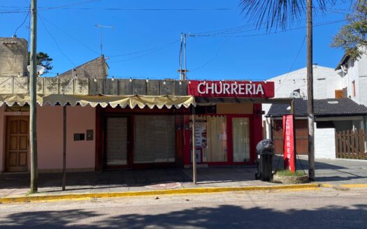 Locales en venta en la Lucila del Mar