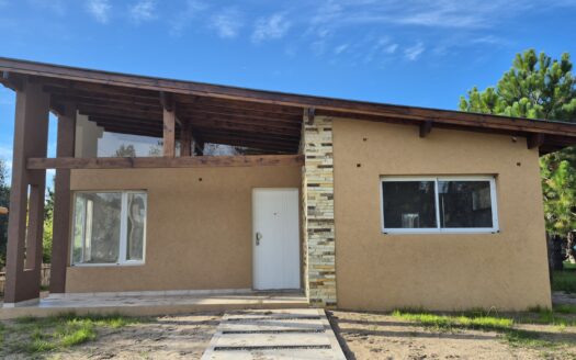CASA 3 AMBIENTES A ESTRENAR