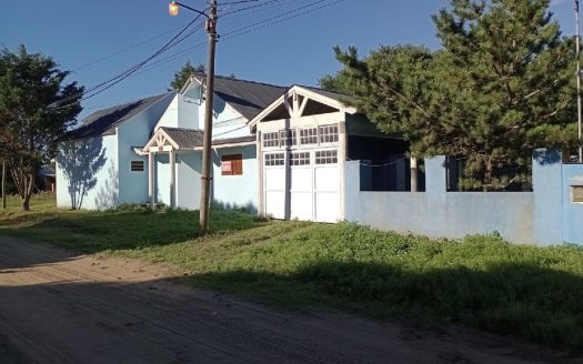 Casa en calle Hipolito Yrigoyen, Nueva Atlantis